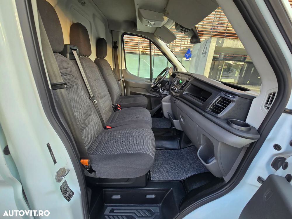 Ford Transit - 32