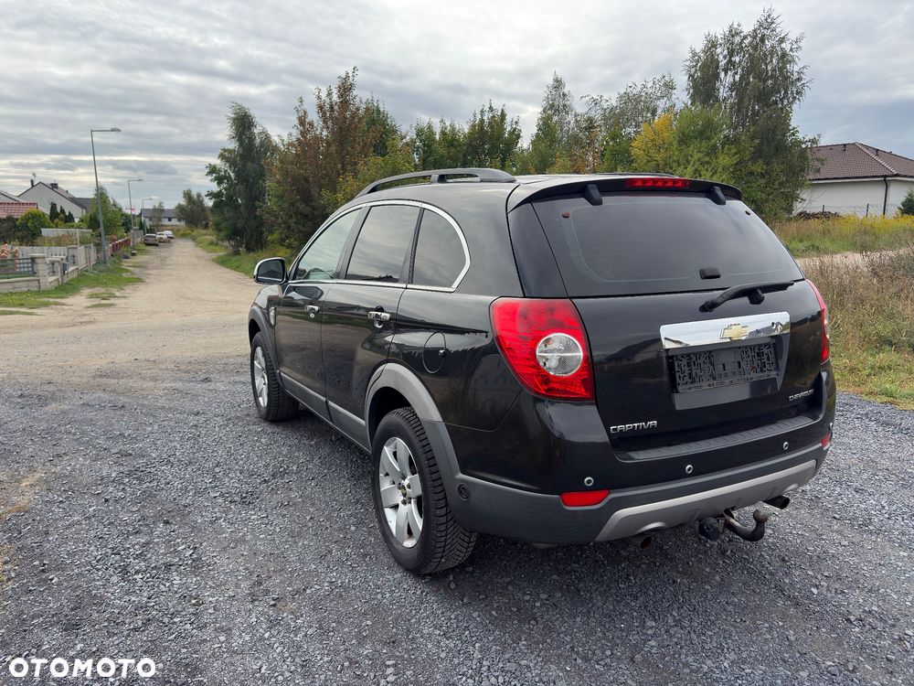 Chevrolet Captiva 2.4 2WD 7 Sitzer LS - 10