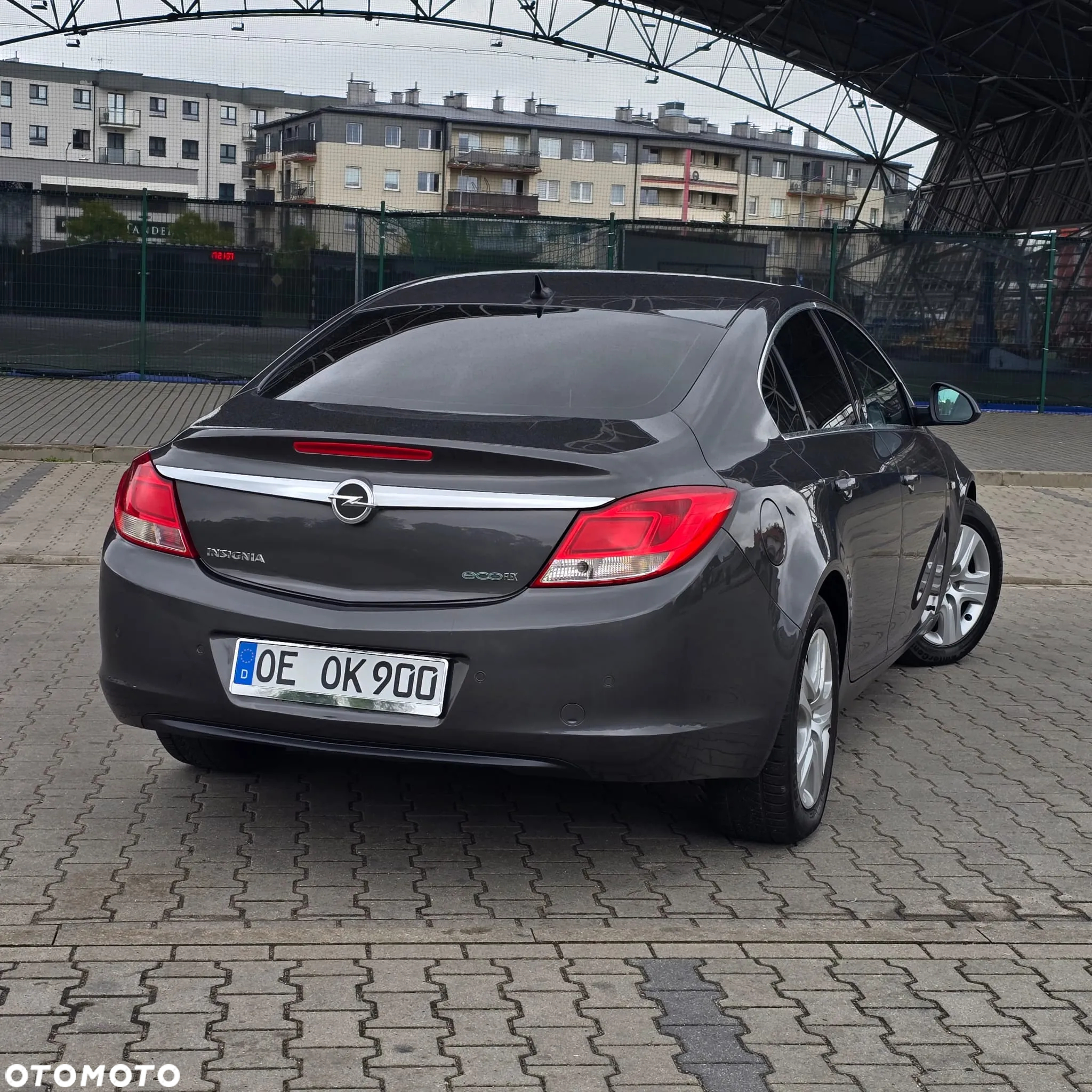 Opel Insignia 2.0 CDTI Cosmo S&S - 13