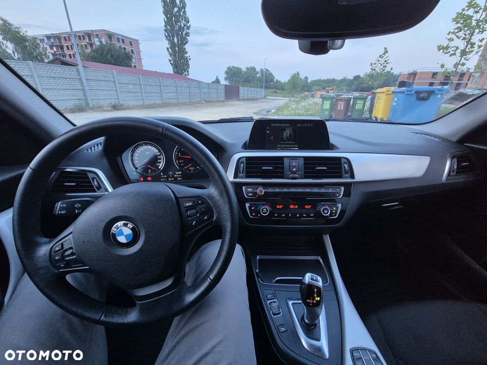 BMW Seria 1 120i GPF Urban Line - 10