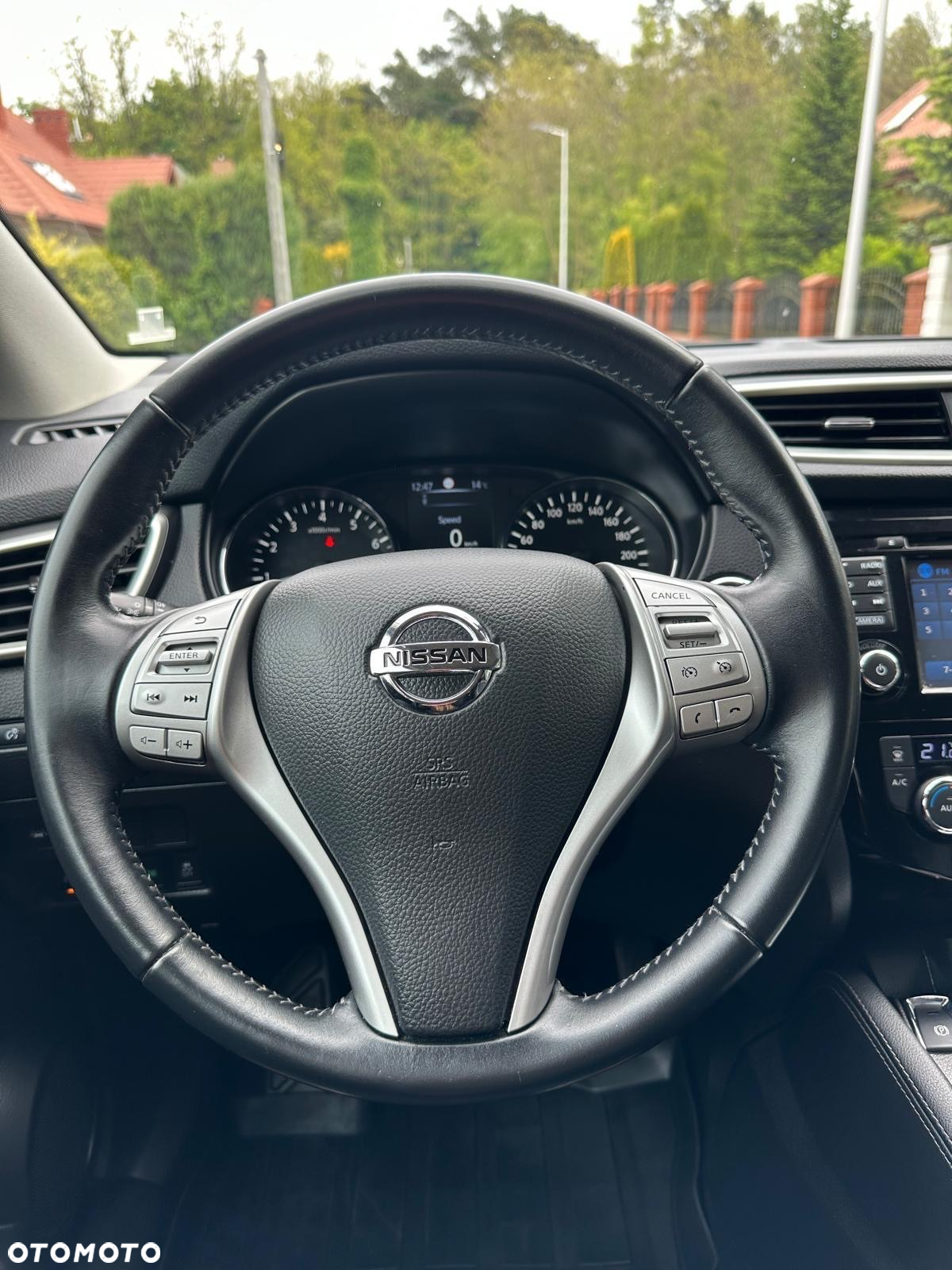 Nissan Qashqai 1.2 DIG-T Xtronic TEKNA - 30