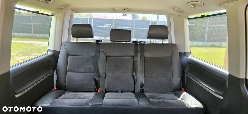 Volkswagen Multivan - 18