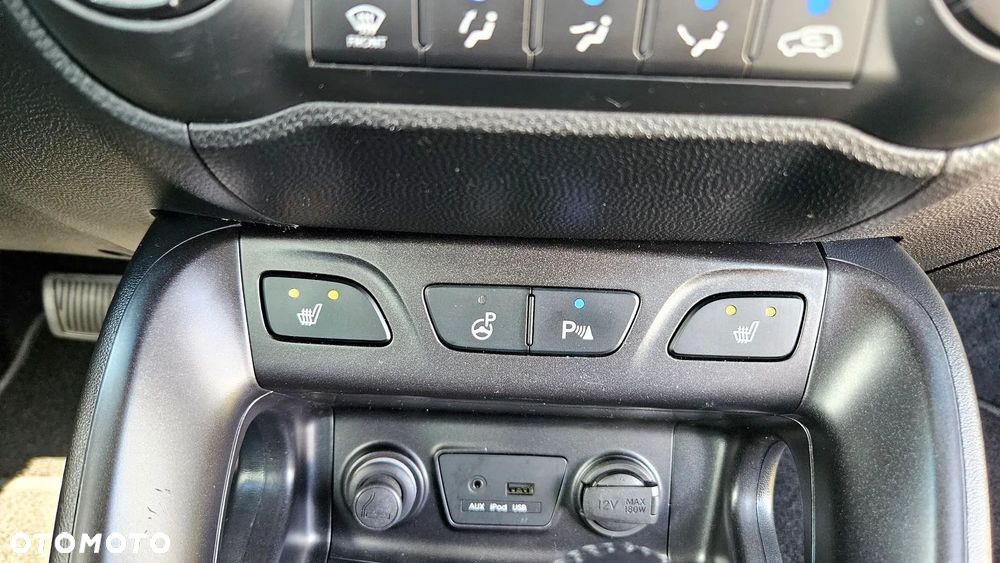 Hyundai ix35 2.0 CRDi 4WD Automatik Premium - 18