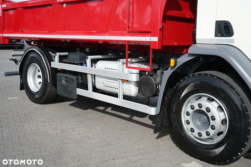 DAF LF / 320 / E 6 / ACC / WYWROTKA / MANUAL / ŁAD. 9790 KG / 21 TYS. KM - 34