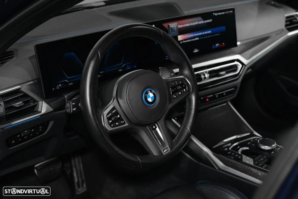 BMW 330 e Pack Desportivo M Auto - 30