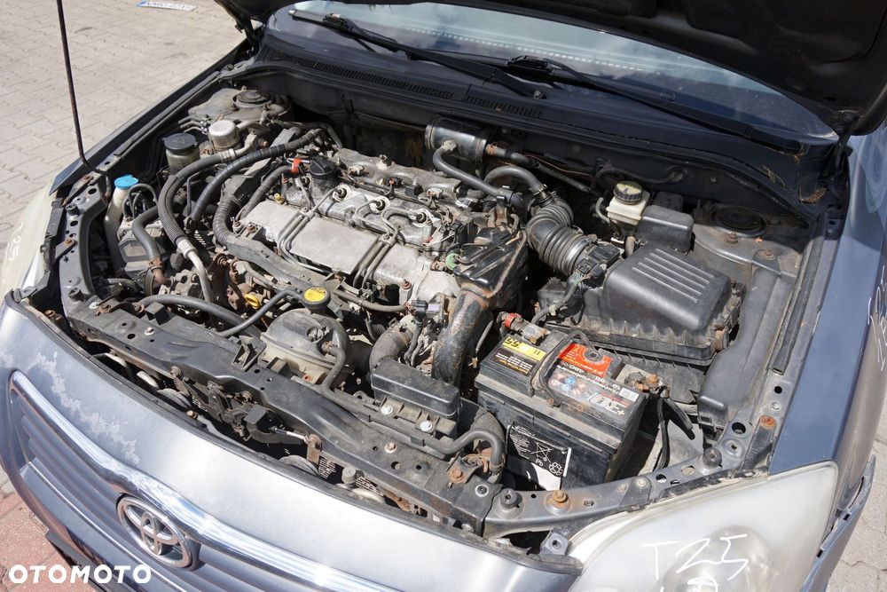 SILNIK KOMPLETNY AVENSIS II T25 2.0 D4D 115KM 1CD-FTV 19000-27280 TOYOTA 2003-2006 - 2