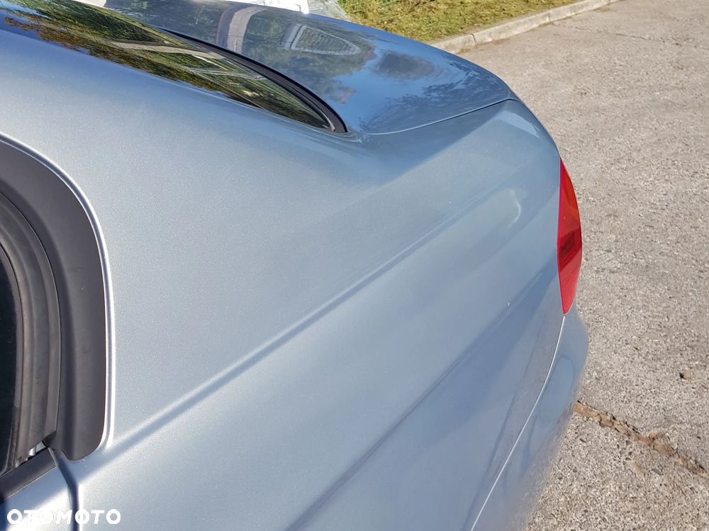 BMW Seria 3 320i - 40