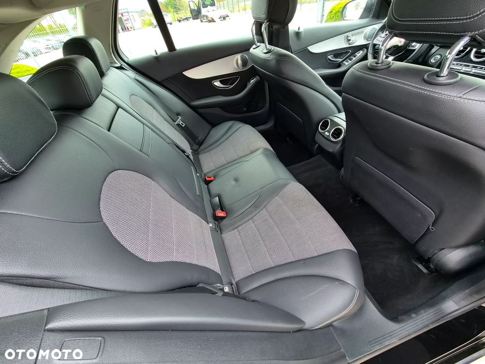 Mercedes-Benz Klasa C 300 de 9G-TRONIC Avantgarde - 9