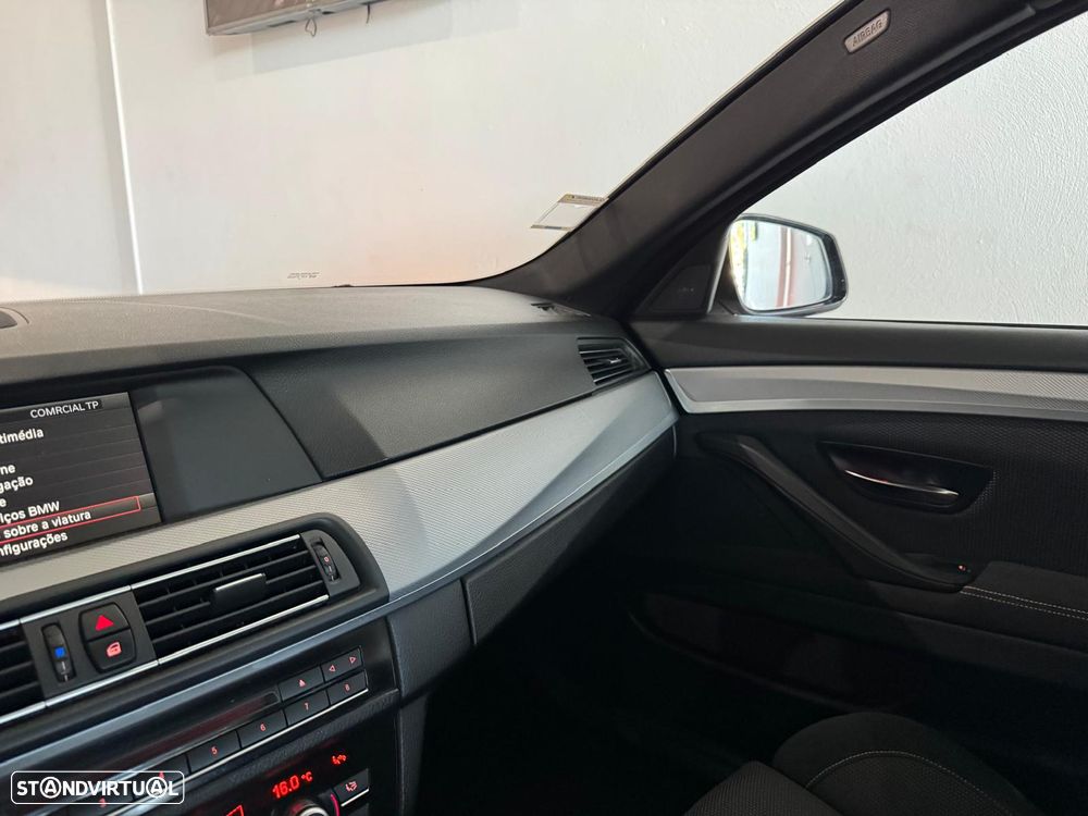 BMW 520 d Pack M - 17