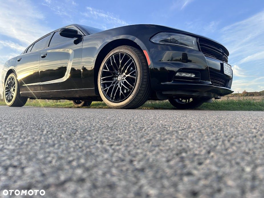 Dodge Charger - 8