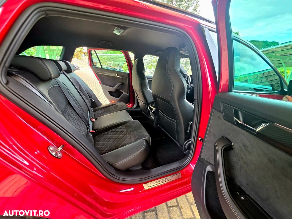 Skoda Superb 2.0 TDI DSG Sportline - 14