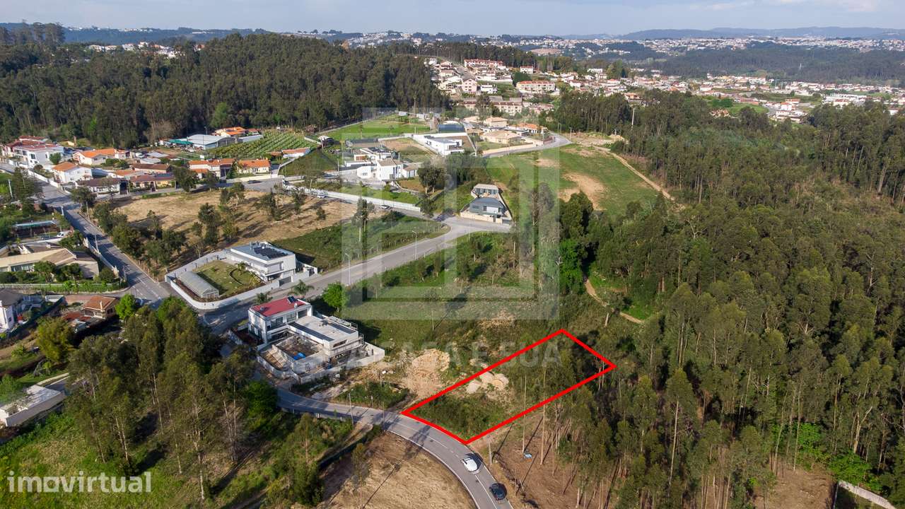 Terreno Urbano com 1 200 m2 em Souto, Santa Maria da Feira - Grande imagem: 5/15