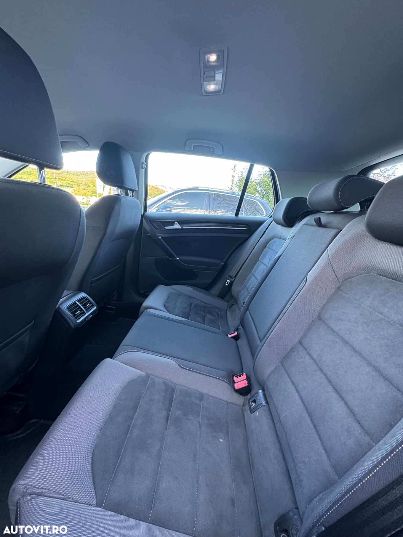 Volkswagen Golf 2.0 TDI Comfortline - 20