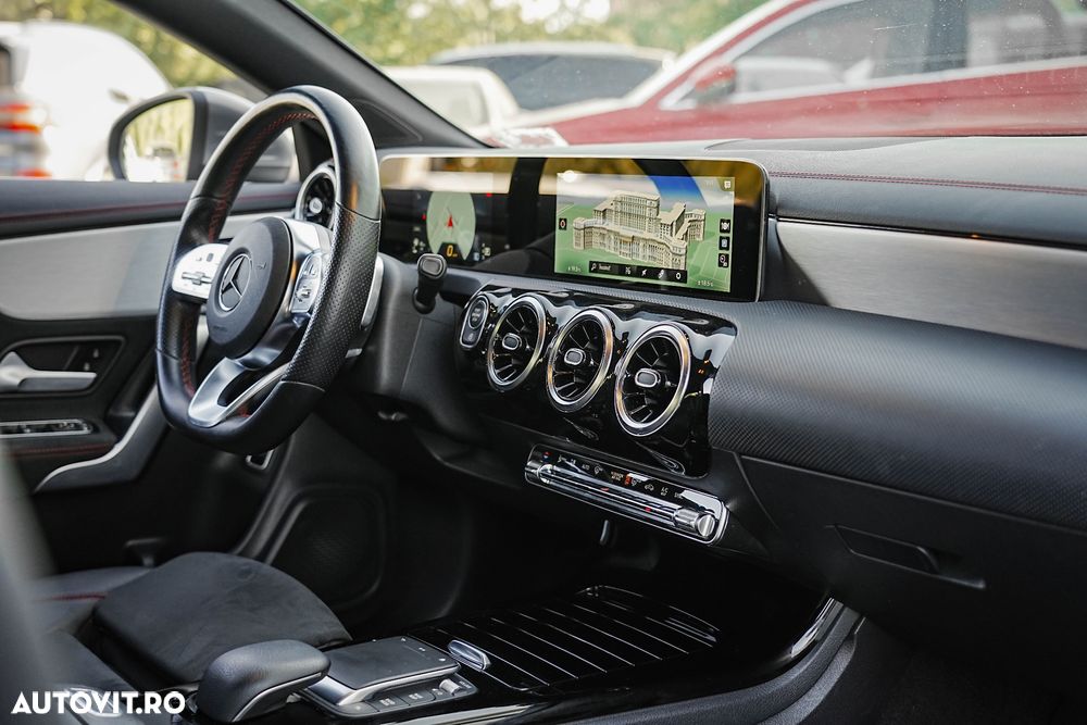 Mercedes-Benz CLA 180 7G-DCT AMG Line - 10