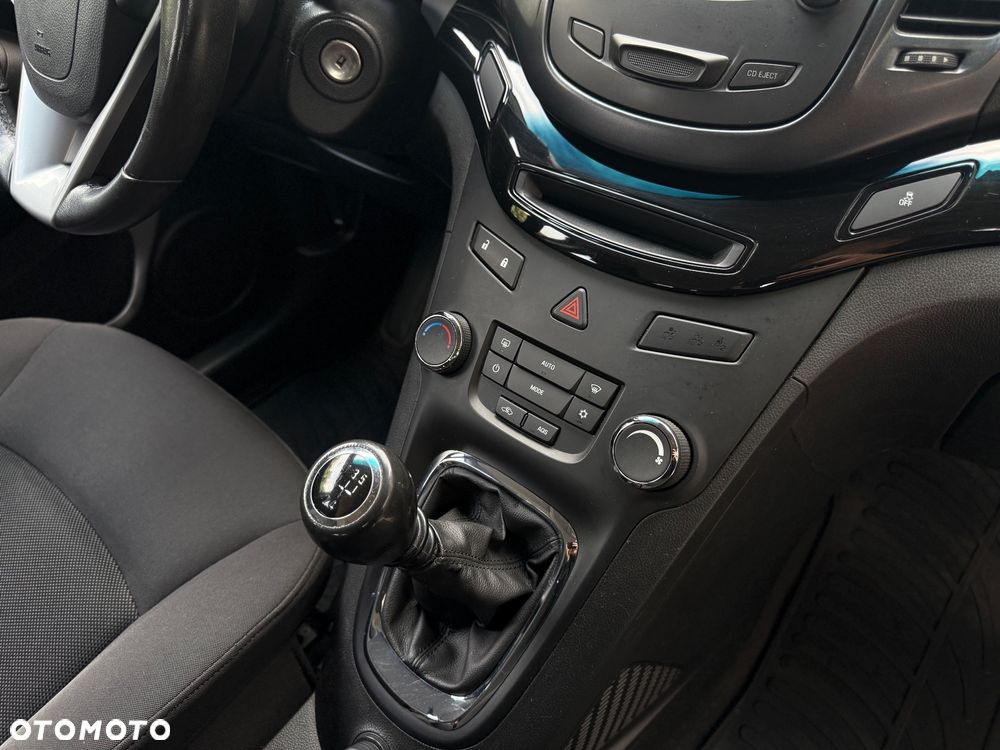 Chevrolet Orlando - 12