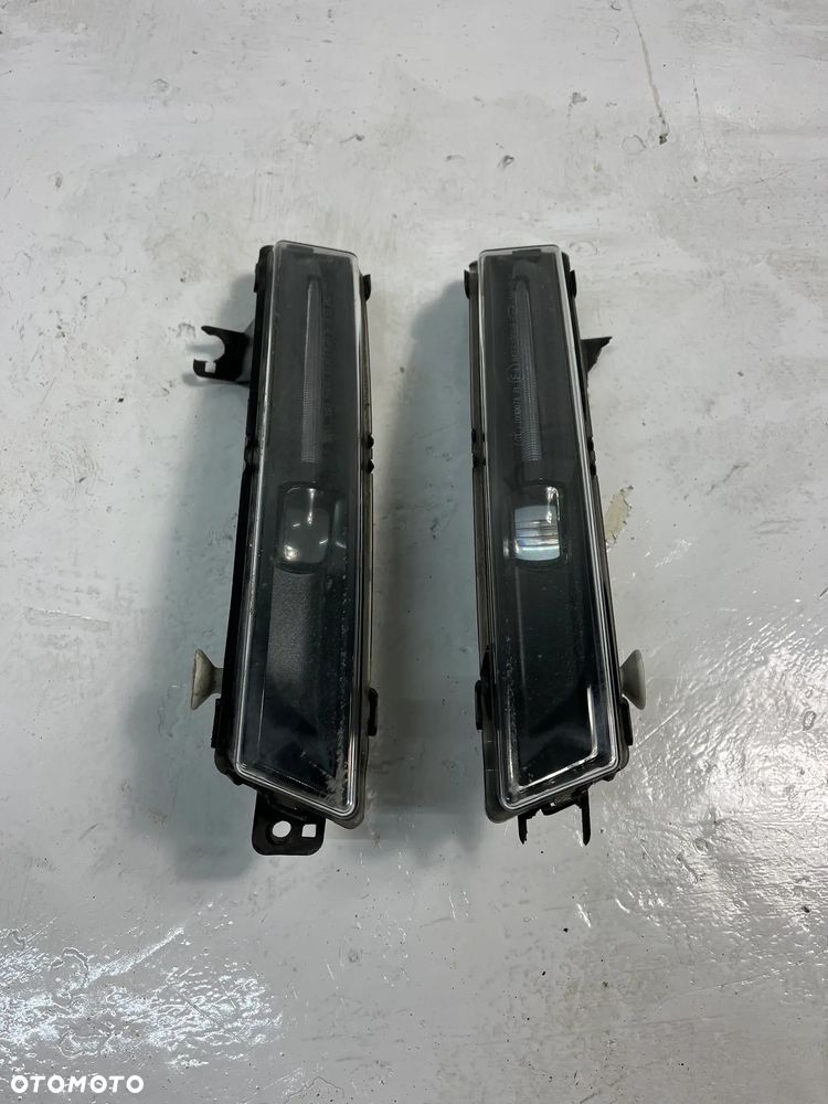 RANGE ROVER VELAR HALOGEN LAMPA PRZECIWMGIELNA LIFT - 2
