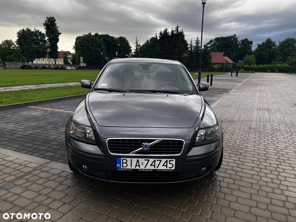 Volvo S40 2.4 Momentum - 4