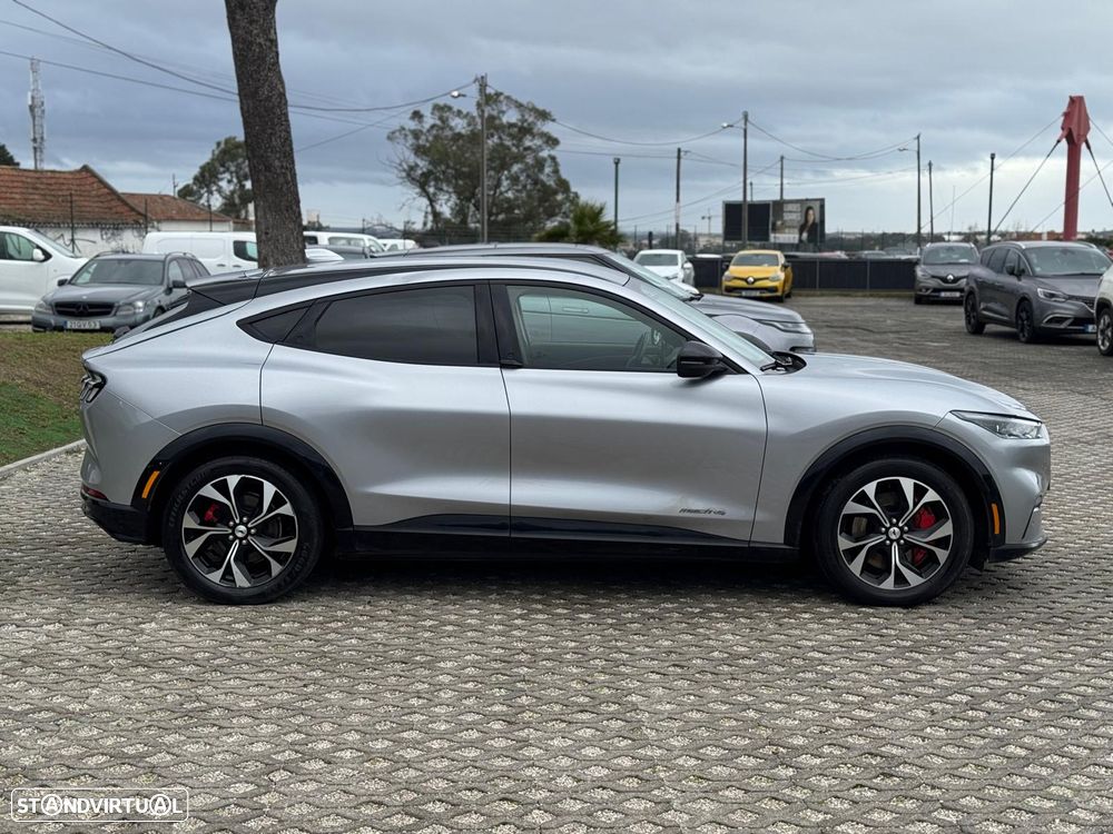 Ford Mustang Mach-E AWD PREMIUM - 12