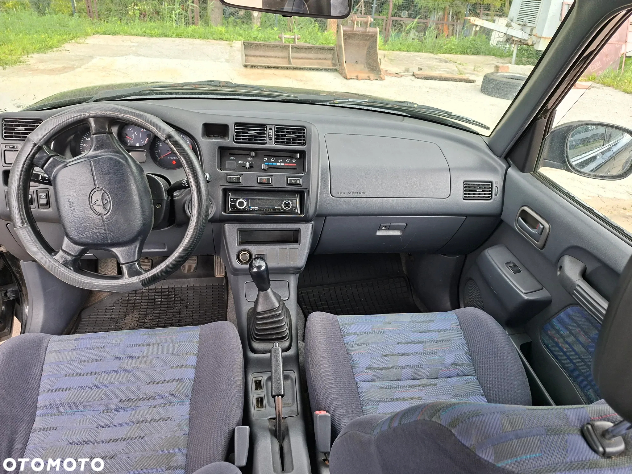 Toyota RAV4 2.0 - 9