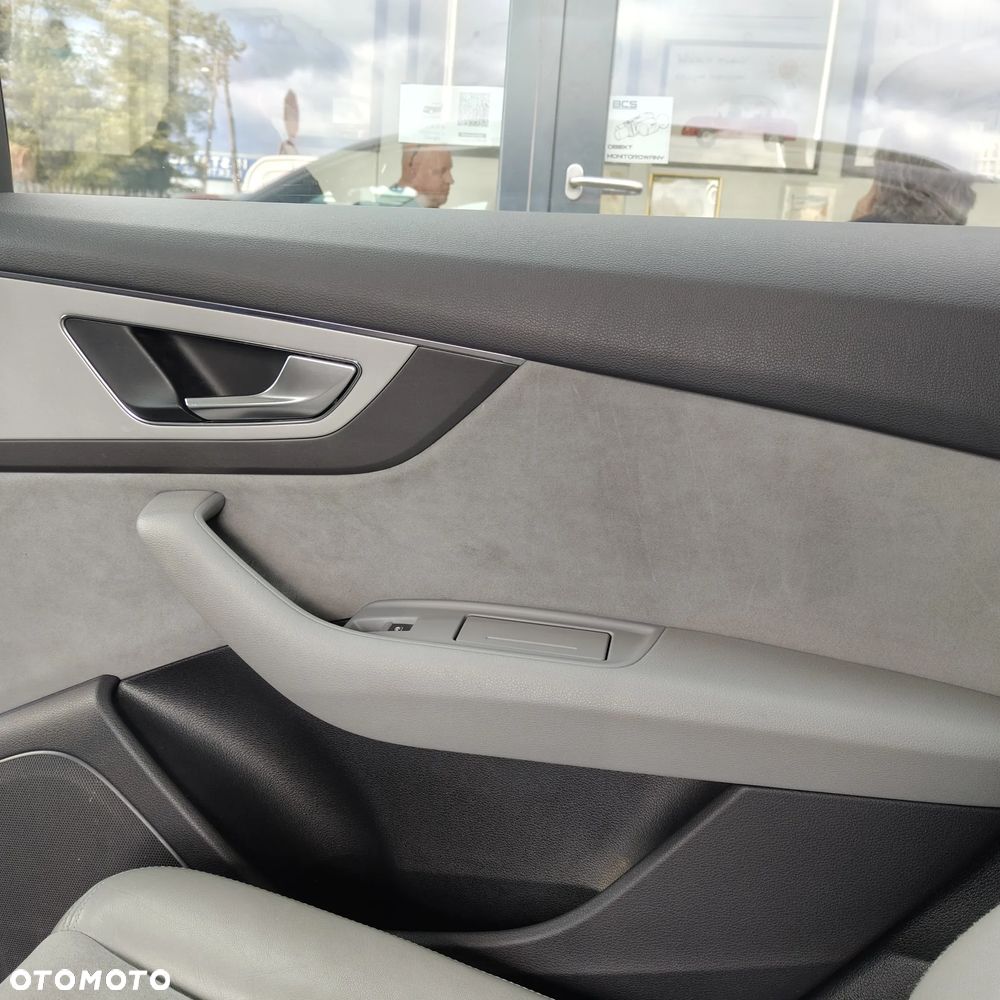 Audi Q7 3.0 TDI ultra Quattro Tiptronic - 18