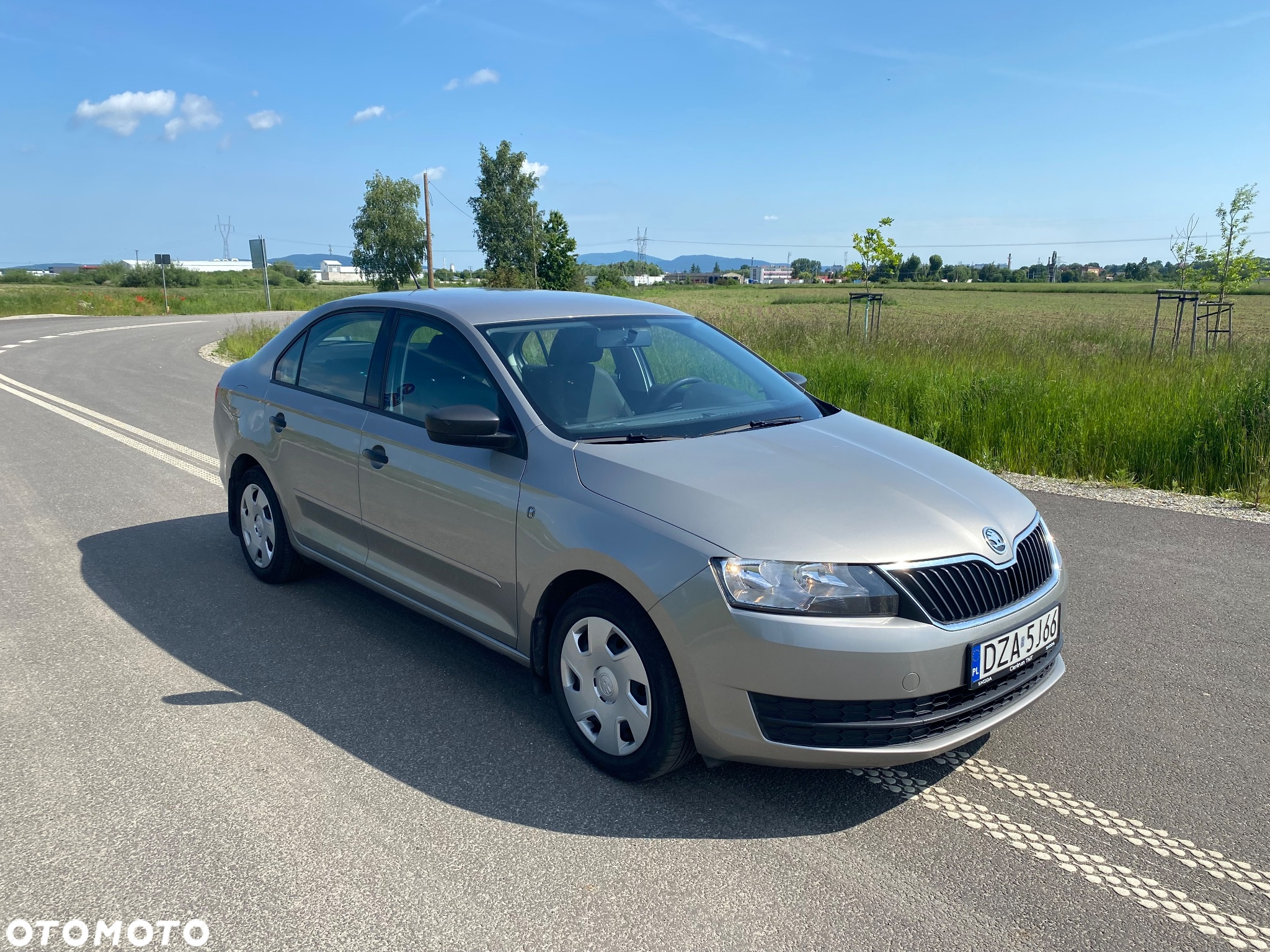 Skoda RAPID 1.2 TSI Active - 2