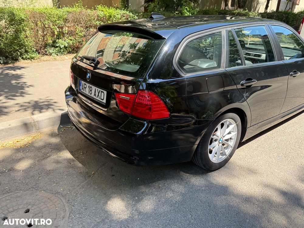 BMW 3 Series 2010 — imagine 5