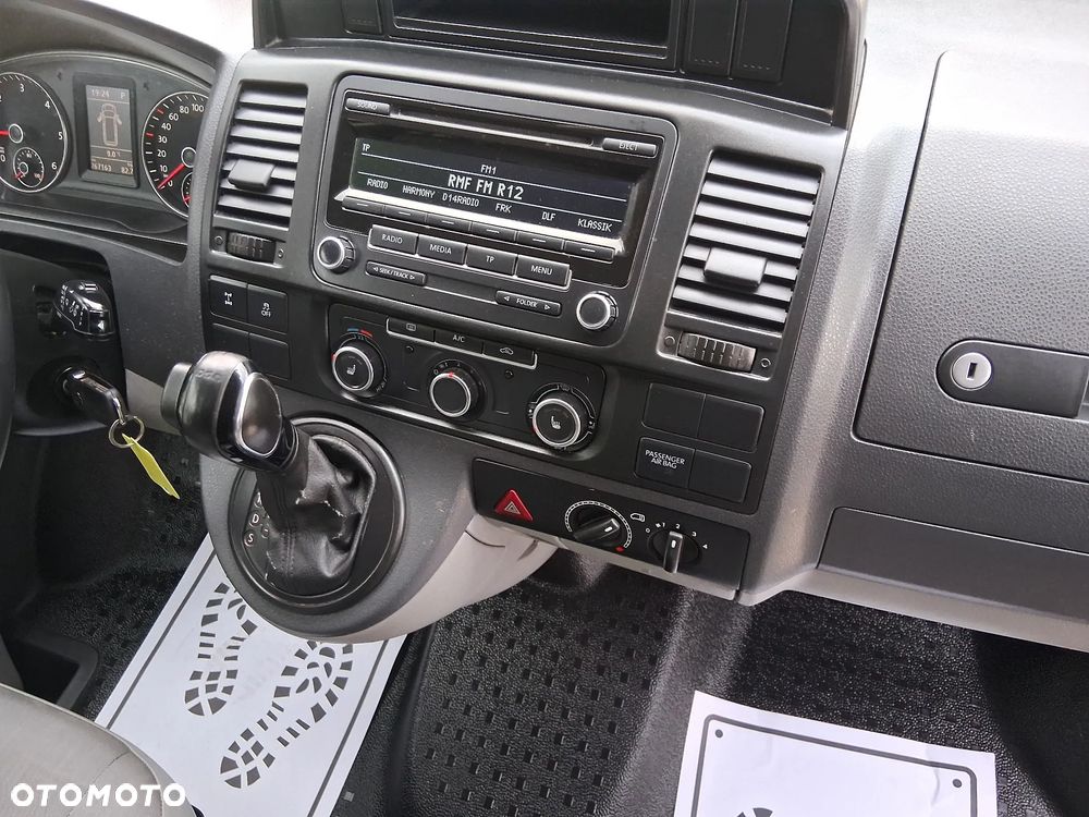 Volkswagen Transporter DSG - 12