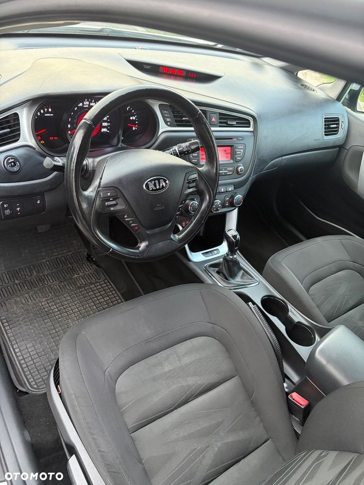 Kia Ceed 1.4 CVVT Edition 7 - 19