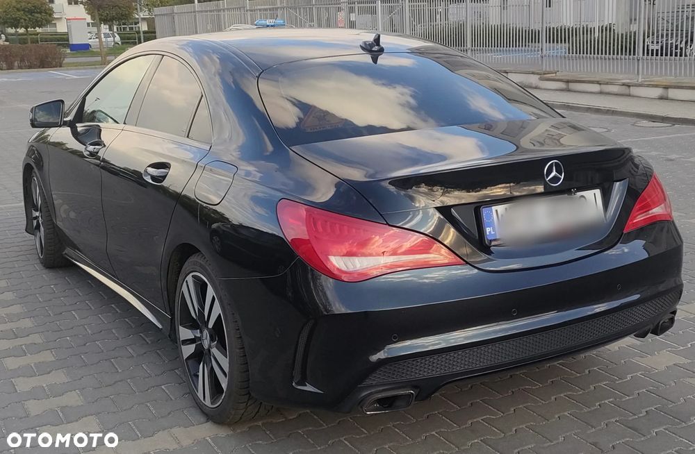 Mercedes-Benz CLA 200 7G-DCT - 1