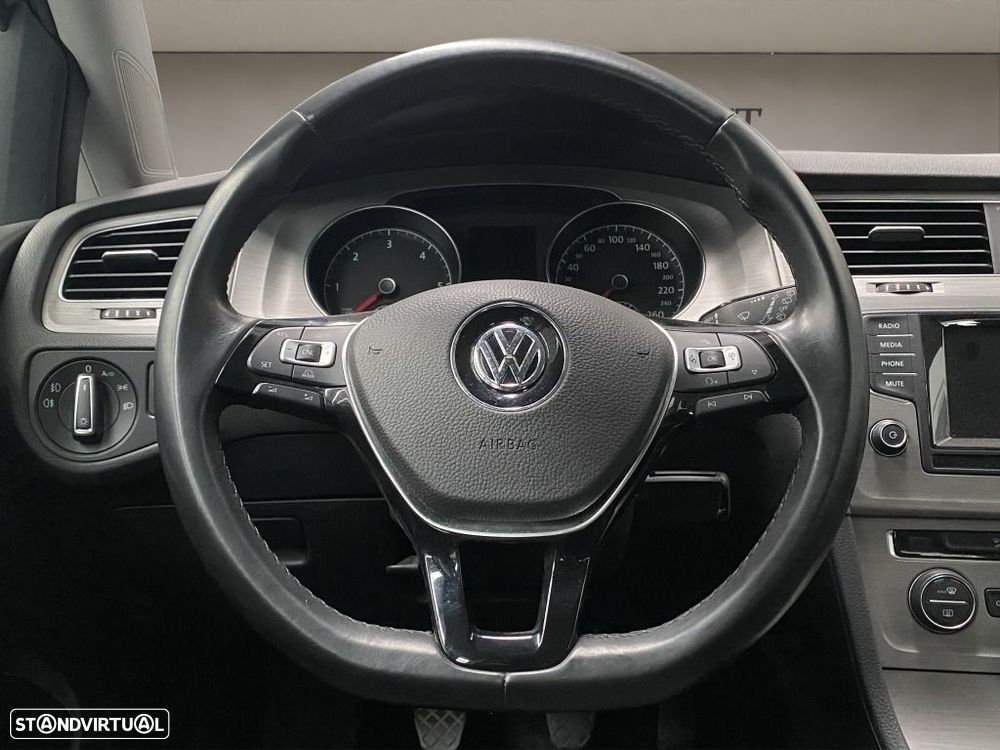 VW Golf 1.6 TDi BlueMotion Confortline - 10