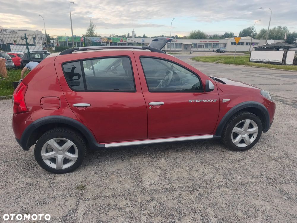Dacia Sandero - 11