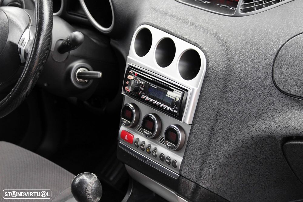 Alfa Romeo 156 Sportwagon 1.9 JTD 16V Distinctive - 7