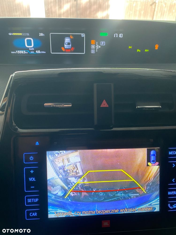Toyota Prius Hybrid Comfort - 18