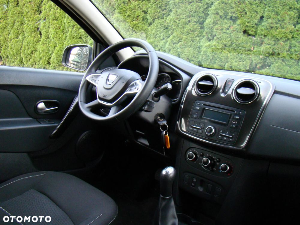 Dacia Logan 0.9 TCE SL Celebration - 22