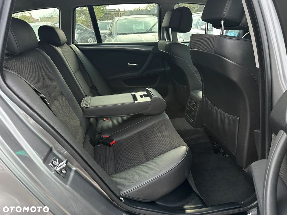 BMW Seria 5 - 25