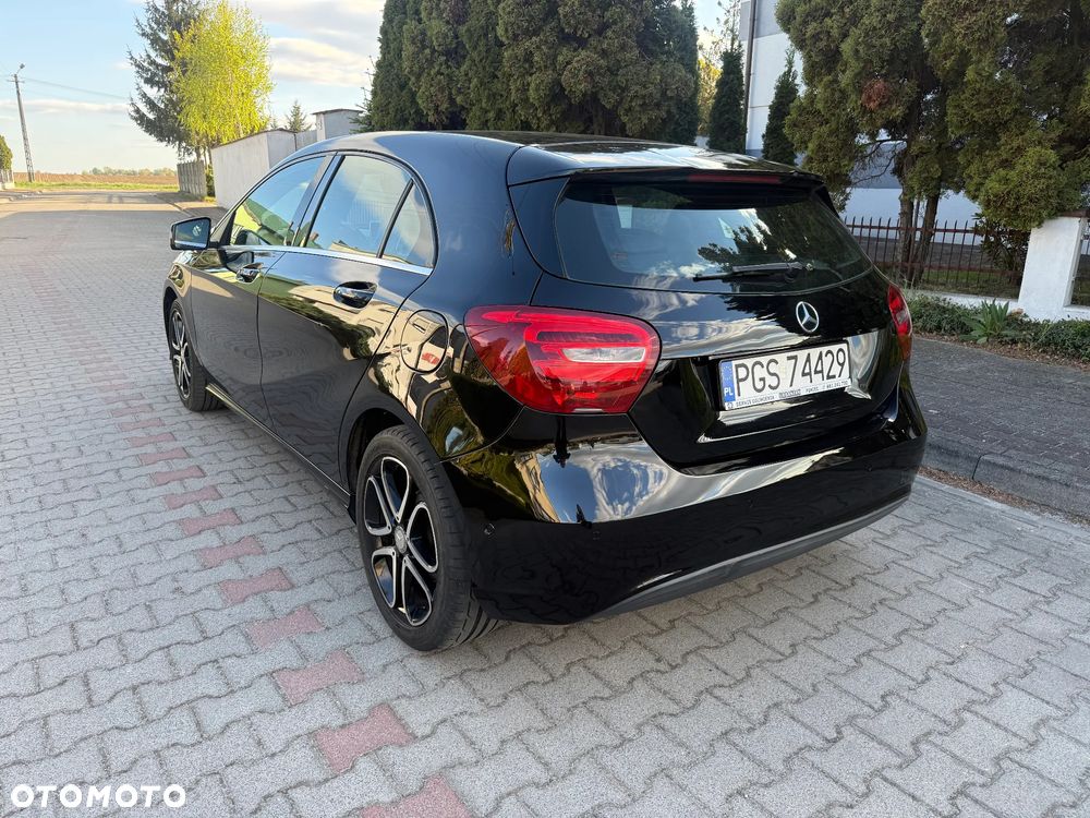 Mercedes-Benz Klasa A 180 d Peak Edition - 4