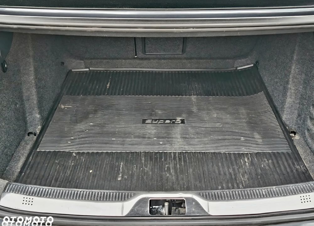 Skoda Superb - 20