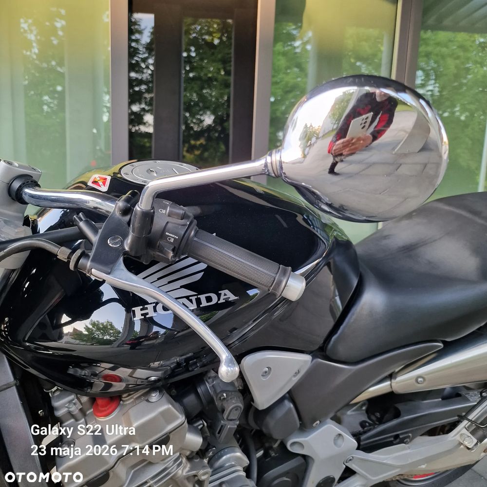Honda Hornet - 25