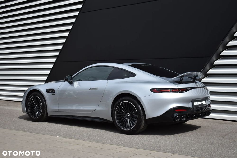 Mercedes-Benz AMG GT 43 mHEV - 6