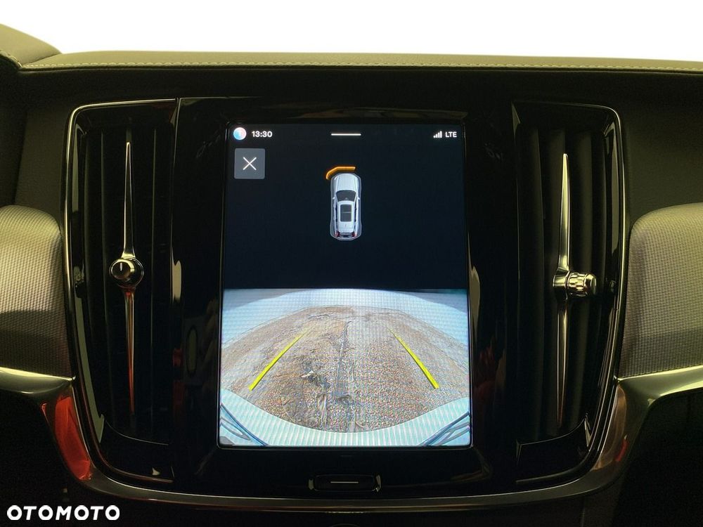 Volvo V90 B5 D AWD R-Design - 21