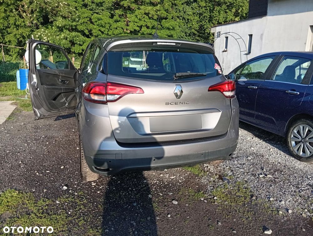 Renault Scenic 1.5 dCi Zen EDC - 12
