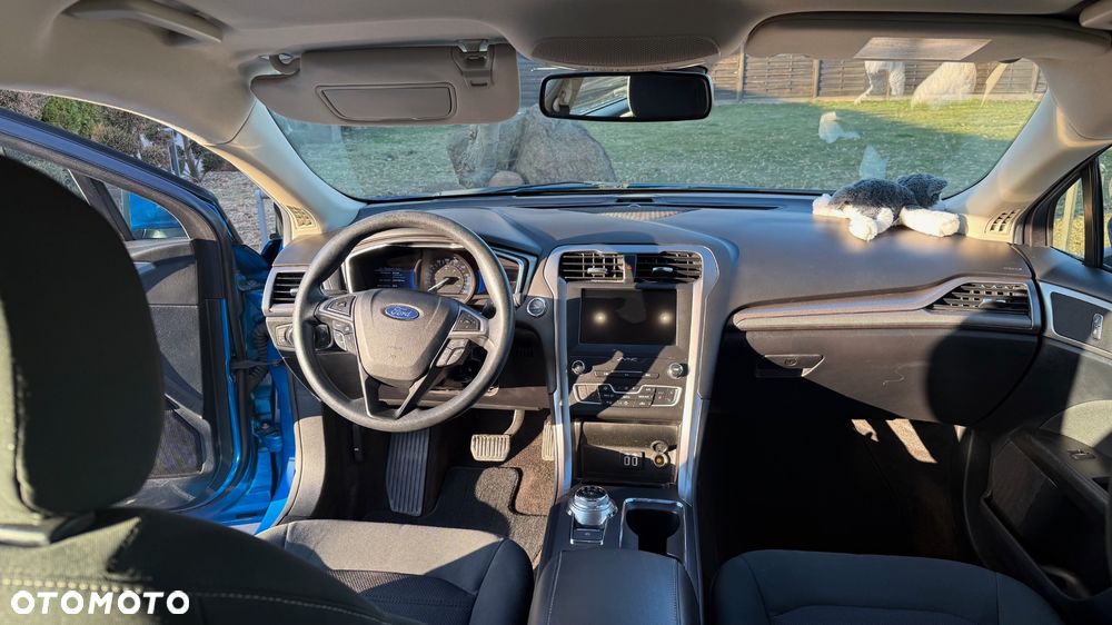 Ford Fusion - 11