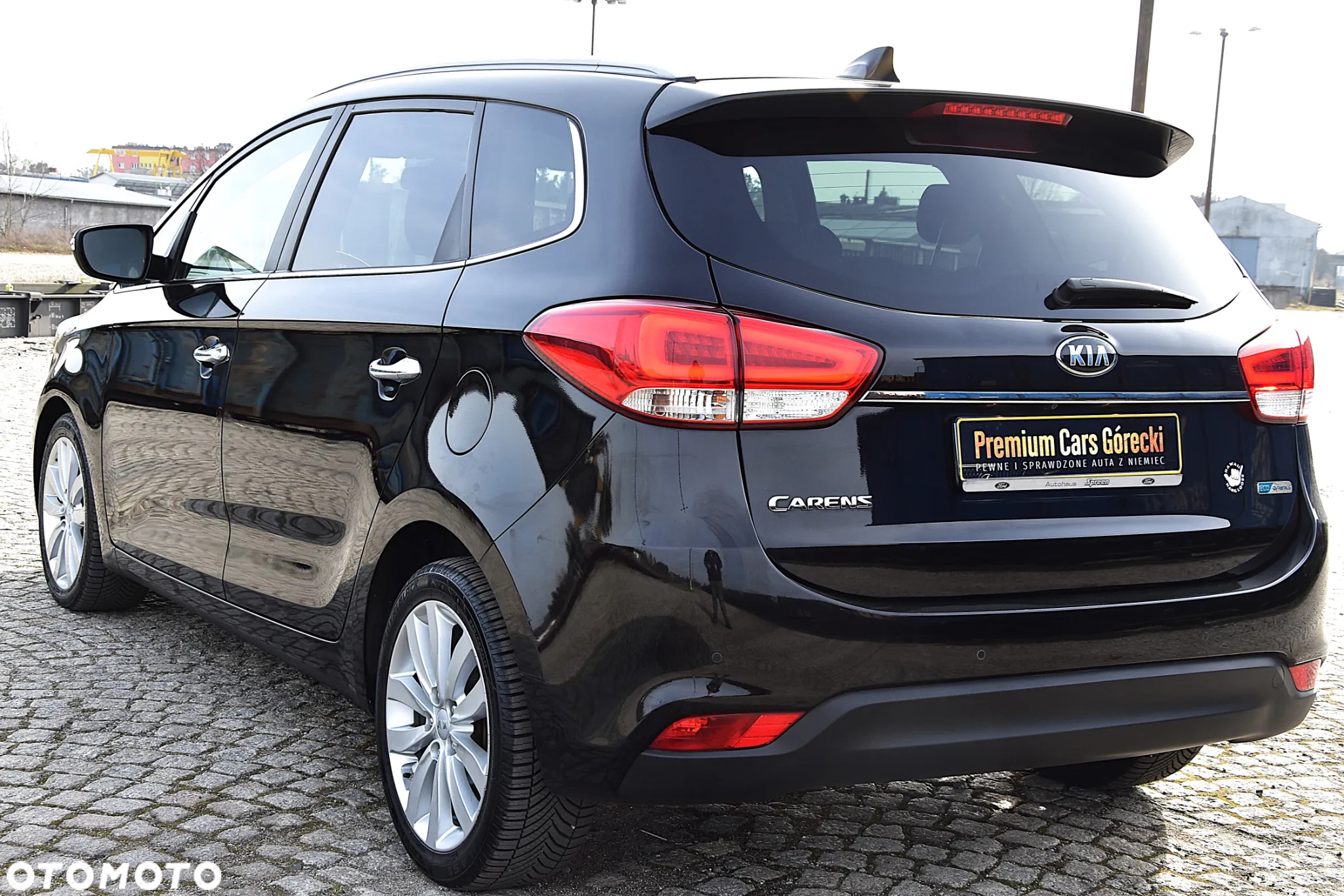Kia Carens 1.7 CRDi Business Line 7os 7DCT - 4