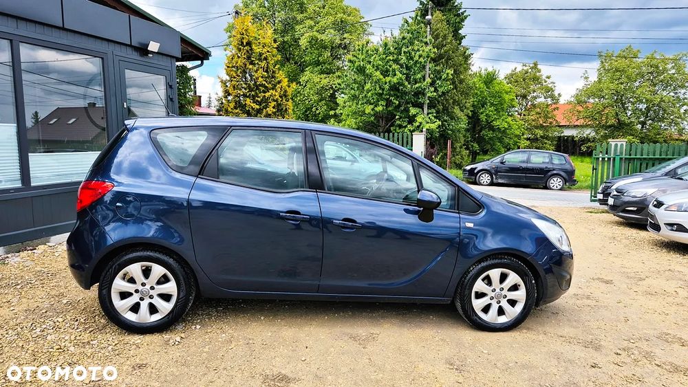 Opel Meriva 1.4 T Cosmo - 11