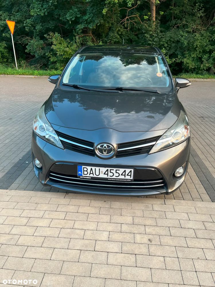 Toyota Verso 1.6 D-4D 5-Sitzer Start/Stop Skyview Edition - 1