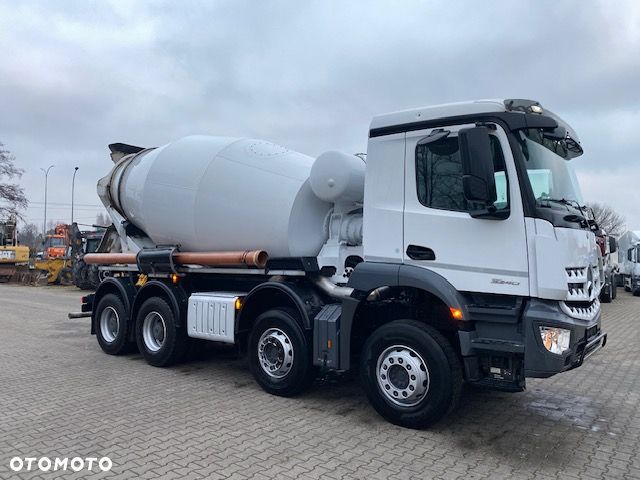 Mercedes-Benz Arocs 3240 8x4 Betonomieszrka Liebherr 9 m3  z Niemiec - 5