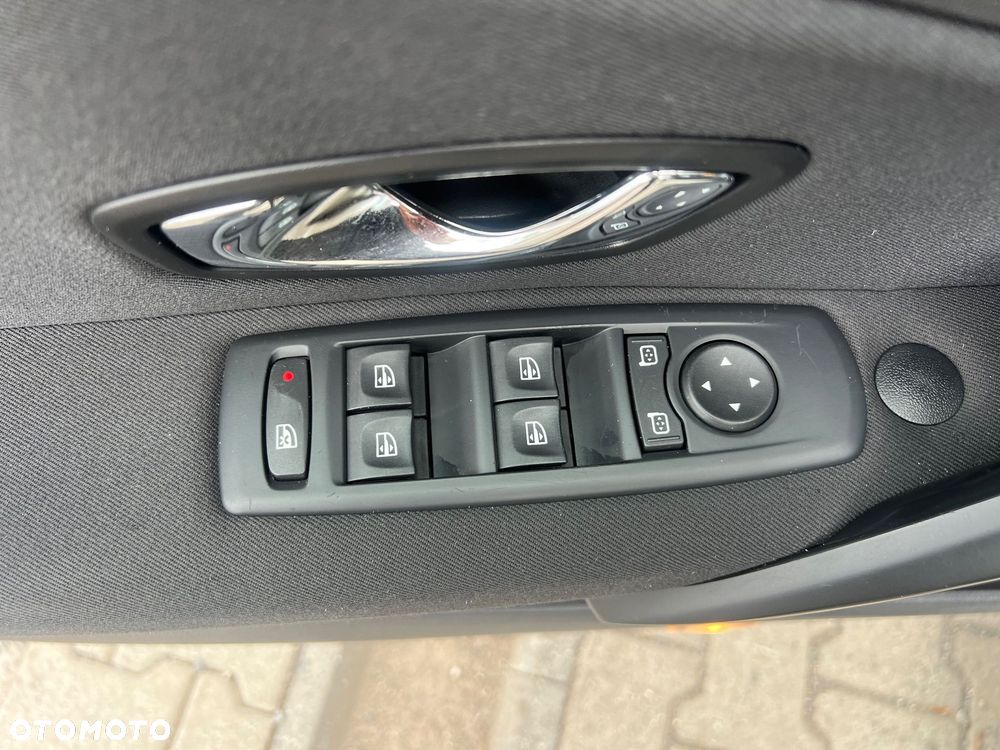 Renault Megane 1.6 16V Dynamique - 27