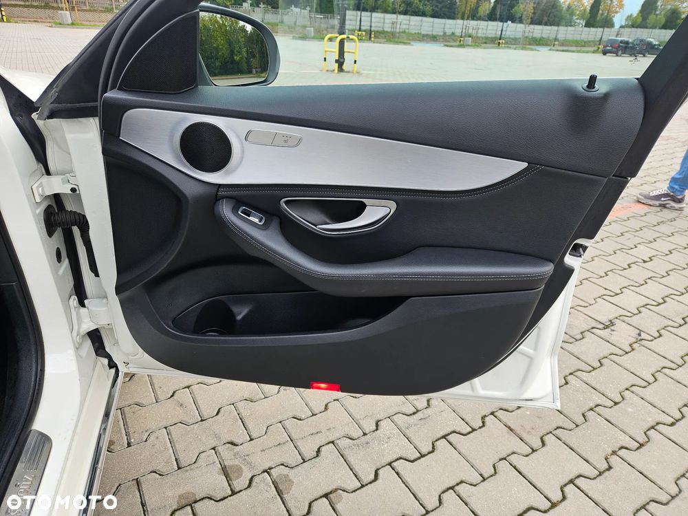 Mercedes-Benz Klasa C 200 (BlueTEC) d T 7G-TRONIC Avantgarde - 16