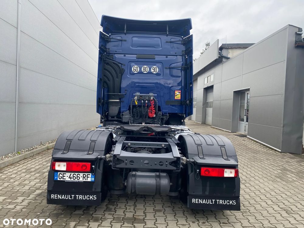 Renault T440 SLEEPER CAB / STANDARD - 18