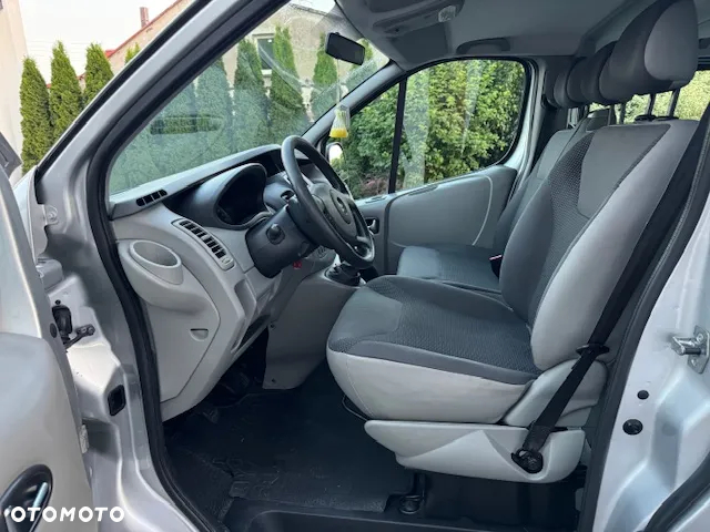 Opel Vivaro - 7